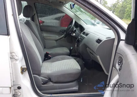 2005 Ford Focus Zx4 from USA, damaged, VIN 1FAFP34N75W187745